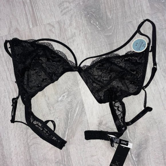 Black Bralette - Picture 1 of 2